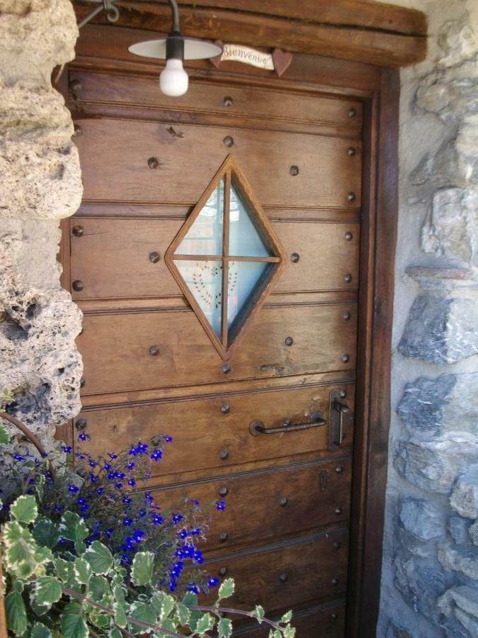 Le Petit Chateau De Vetan Cir 0023 เซนต์ ปิแอร์ ภายนอก รูปภาพ
