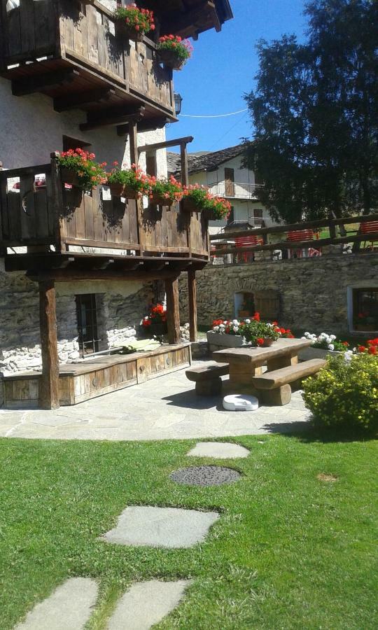 Le Petit Chateau De Vetan Cir 0023 เซนต์ ปิแอร์ ภายนอก รูปภาพ